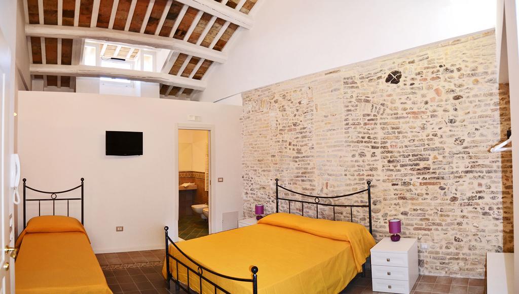 In Piazzetta Vasto Room photo
